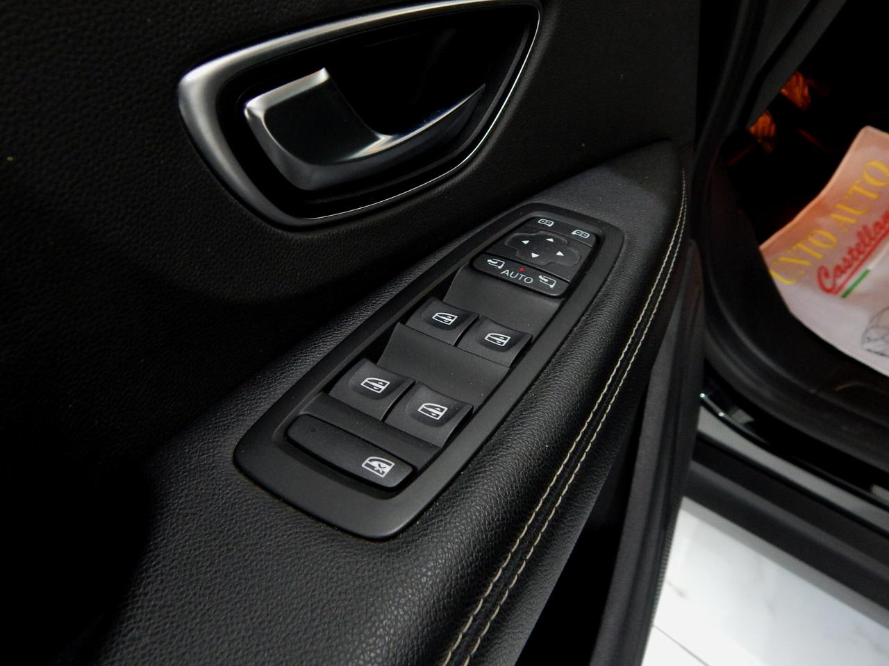 Renault Scenic 1.7 blue dci Business 120cv NAVIGATORE-PARK