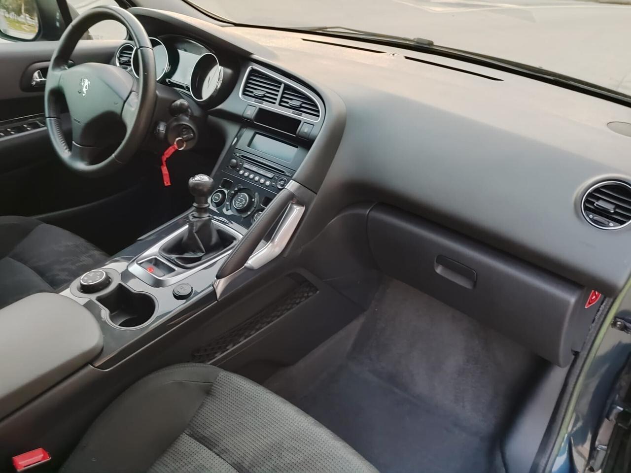 Peugeot 3008 1.6 HDi 112CV Active 2012!!