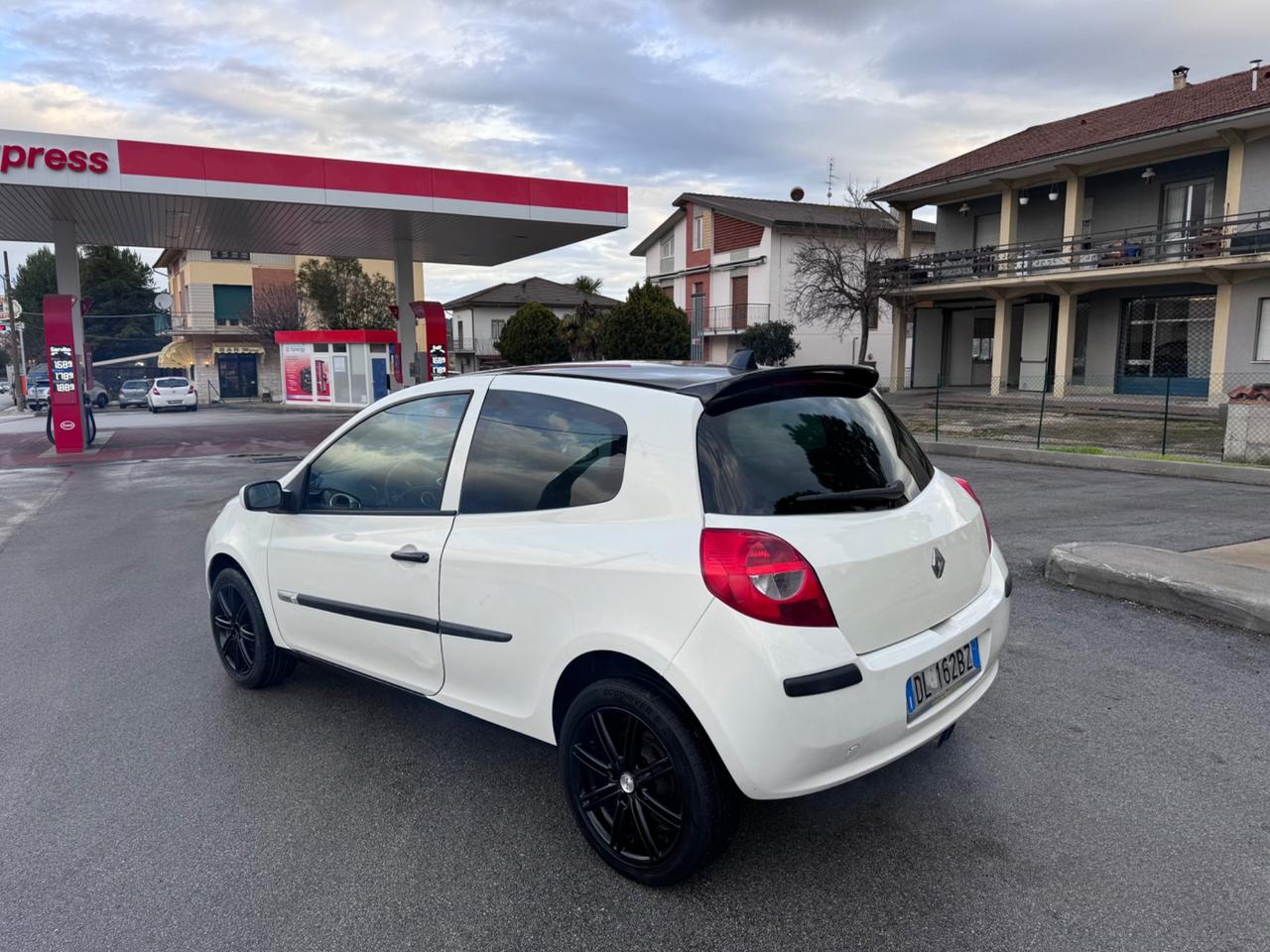 Renault Clio 1.5 dCi 70CV 3 porte Rip Curl