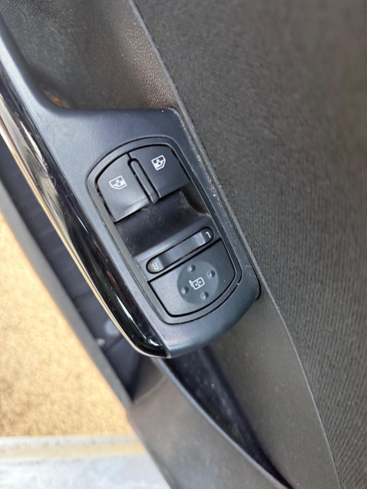 Opel Corsa 1.2 85CV 5 porte GPL-TECH Edition