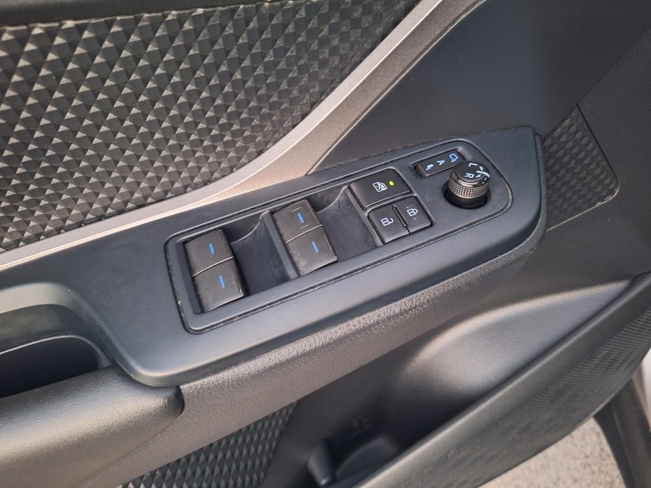 Toyota C-HR BUSINESS Hybrid E-CVT NAV+RETROCAM 2020