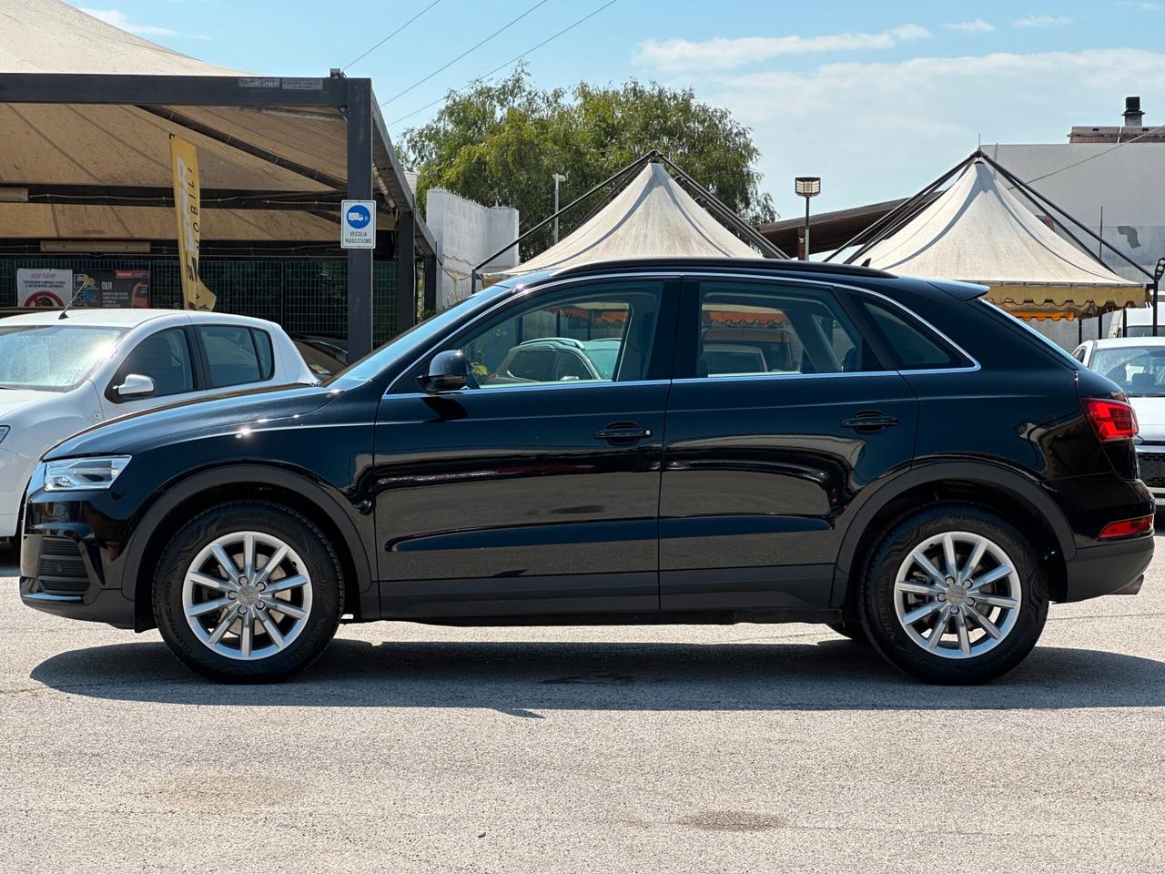 AUDI Q3 2.0 TDI 150 CV S-Tronic Business
