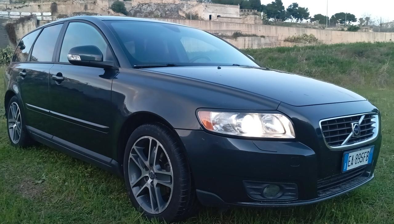 Volvo V50 D4 Kinetic