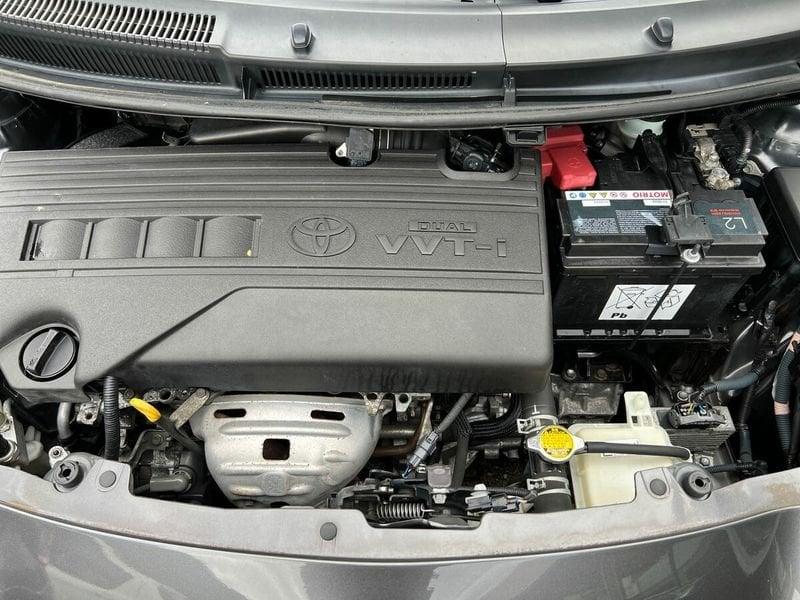 Toyota Yaris Yaris 3p 1.3 dual Sol