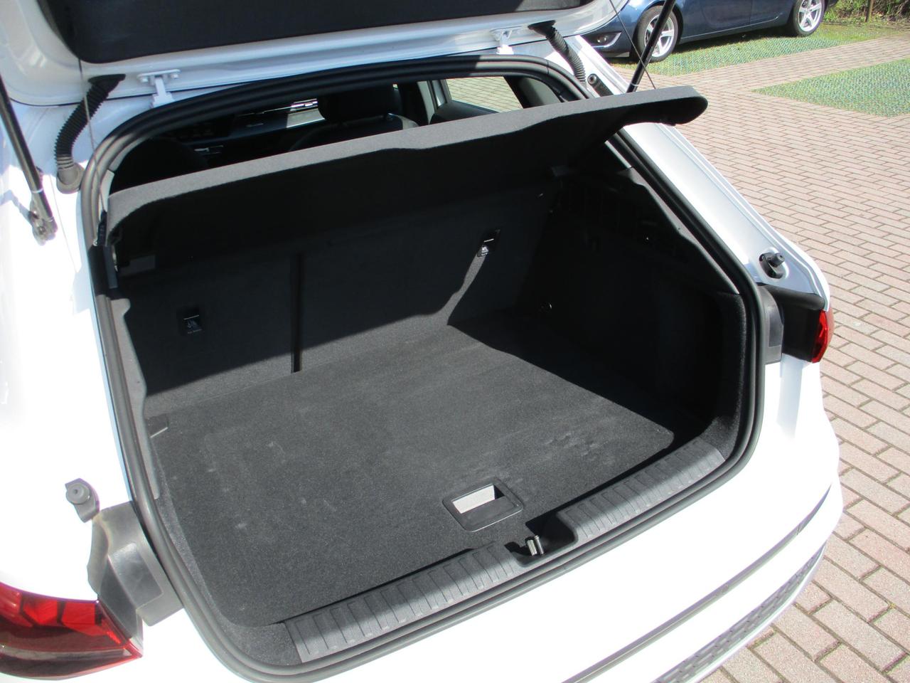 Audi A3 Sportback 1.5 tfsi mhev Business Advanced 116cv s-tronic - OK Neopatentati