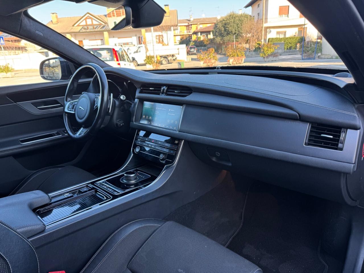 Jaguar XF Sportbrake 2.0D 180CV AWD R-Sport