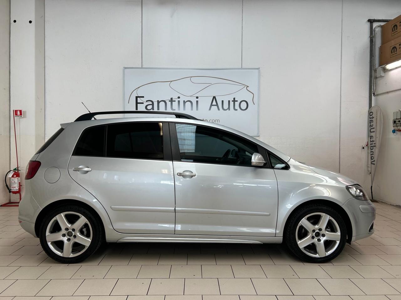 Volkswagen Golf Plus Comfortline 1.6-Ok Neopatent-Dettagli in Bio