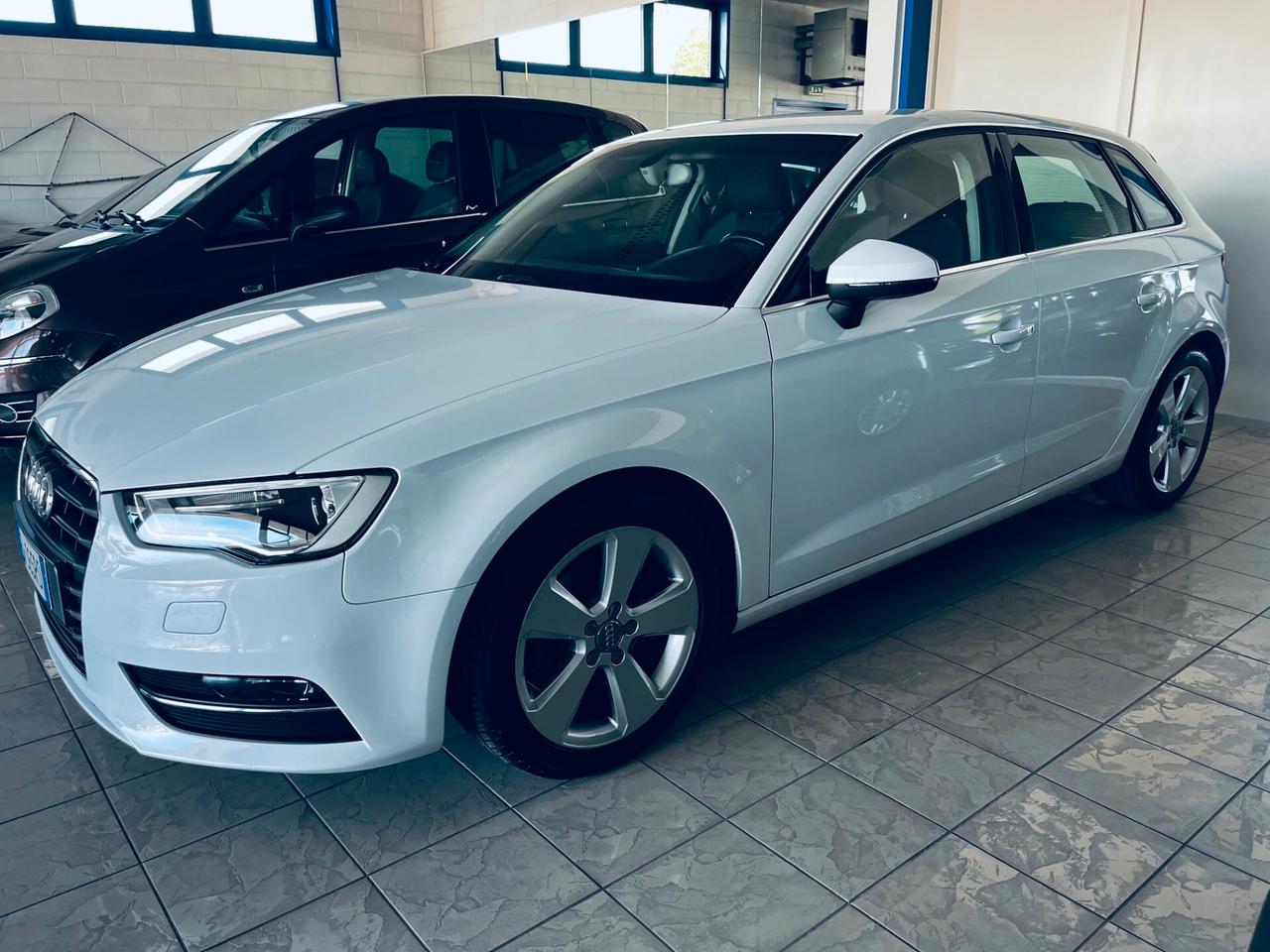 Audi A3 SPB 2.0 TDI 150 CV clean diesel Ambition Pronta consegna
