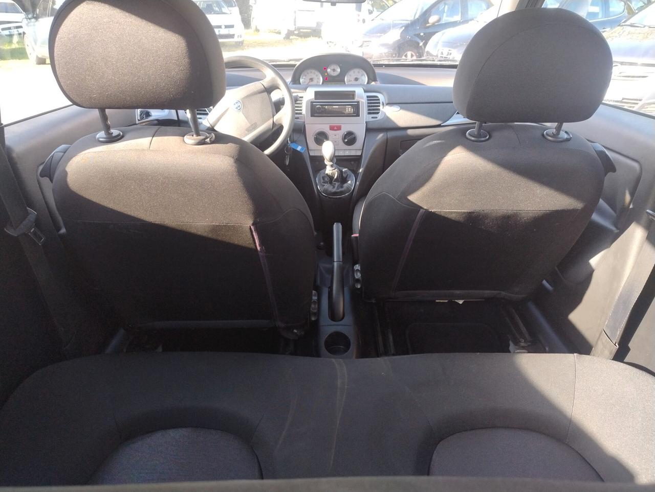 Lancia Ypsilon 1.2 69 CV Platinum