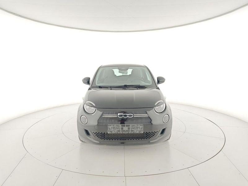 FIAT 500 e Berlina 42 kWh Icon