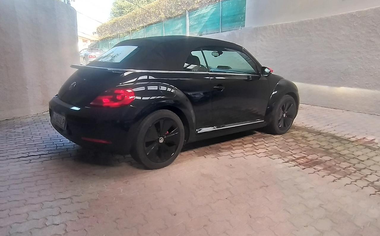 Volkswagen Maggiolino Cabrio 1.2 TSI Design BlueMotion Technology Ok Neopatentati