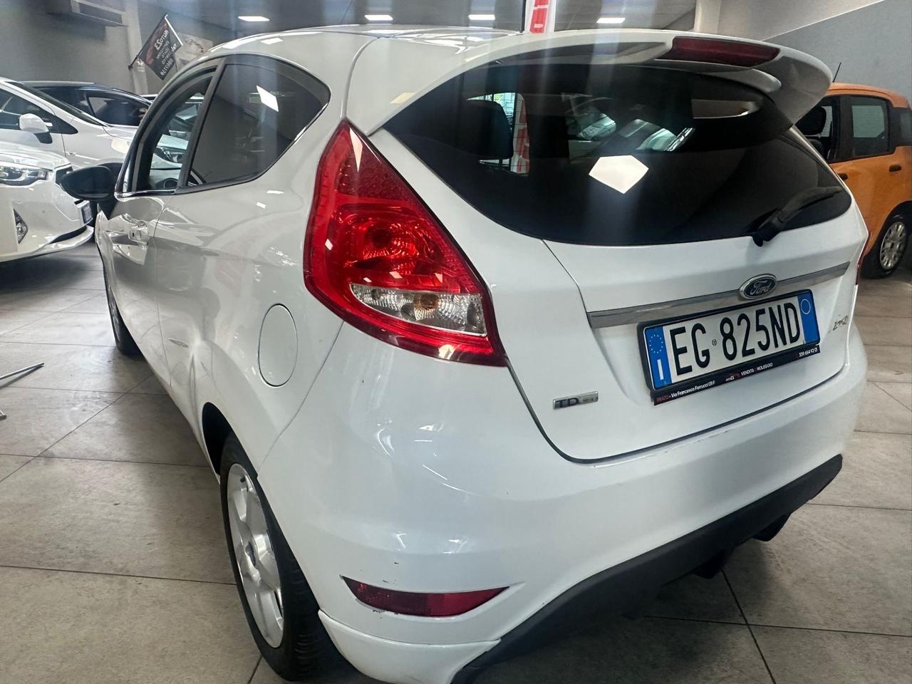 Ford Fiesta 1.4 TDCi 70CV 3P. Titanium OK Neopatentati