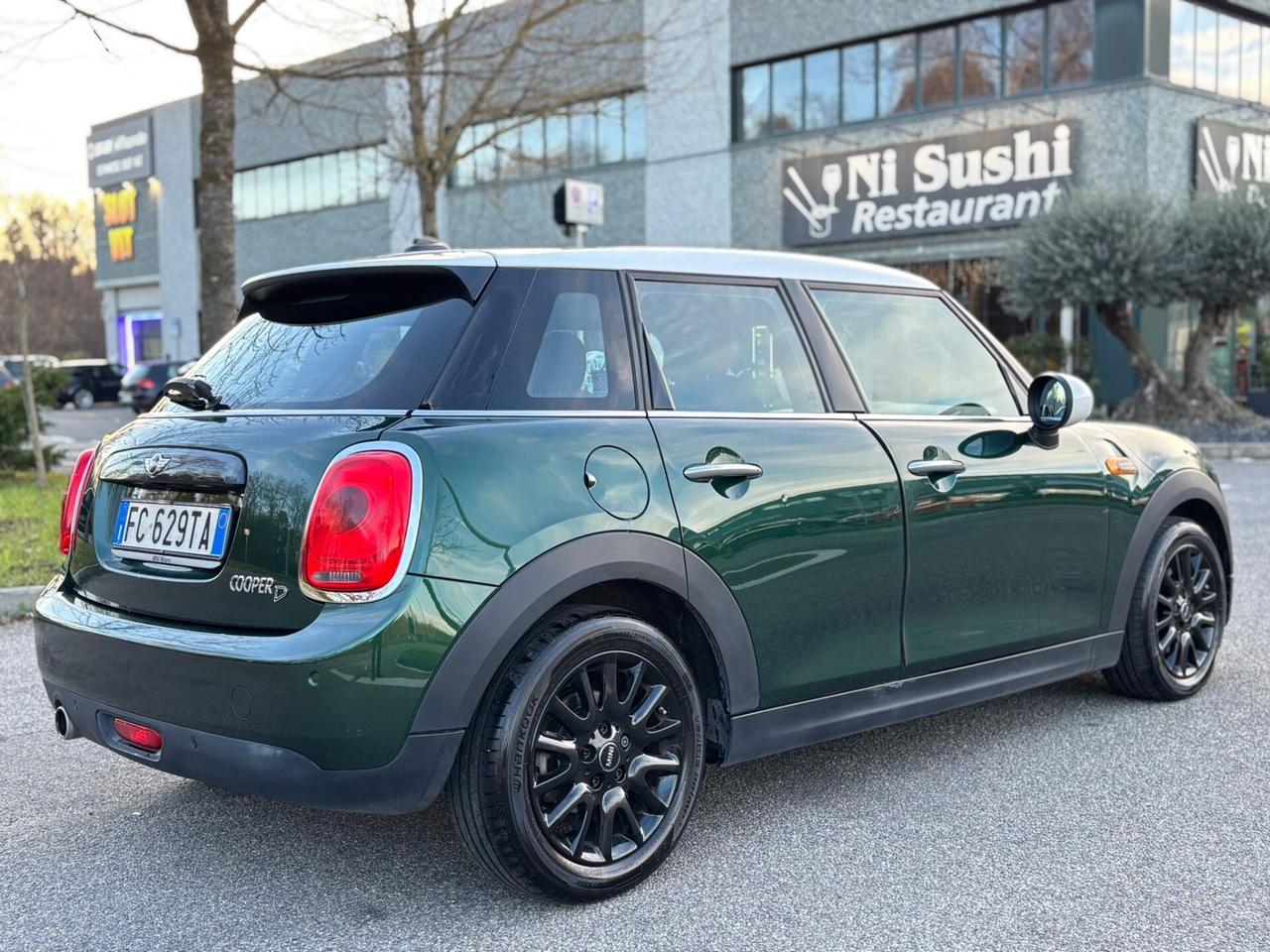 Mini 1.5 Cooper D•AUTO•INTERNI JCW•PERFETTA