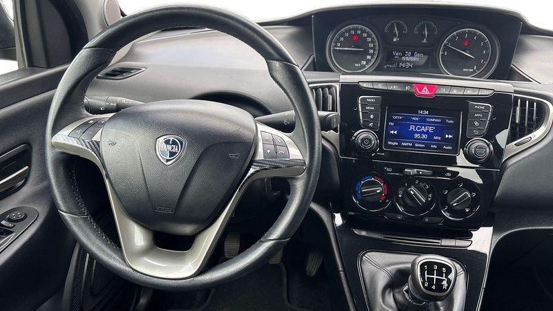 Lancia Ypsilon III 2015 5 Porte 1.2 Ecochic 69cv Gold my16