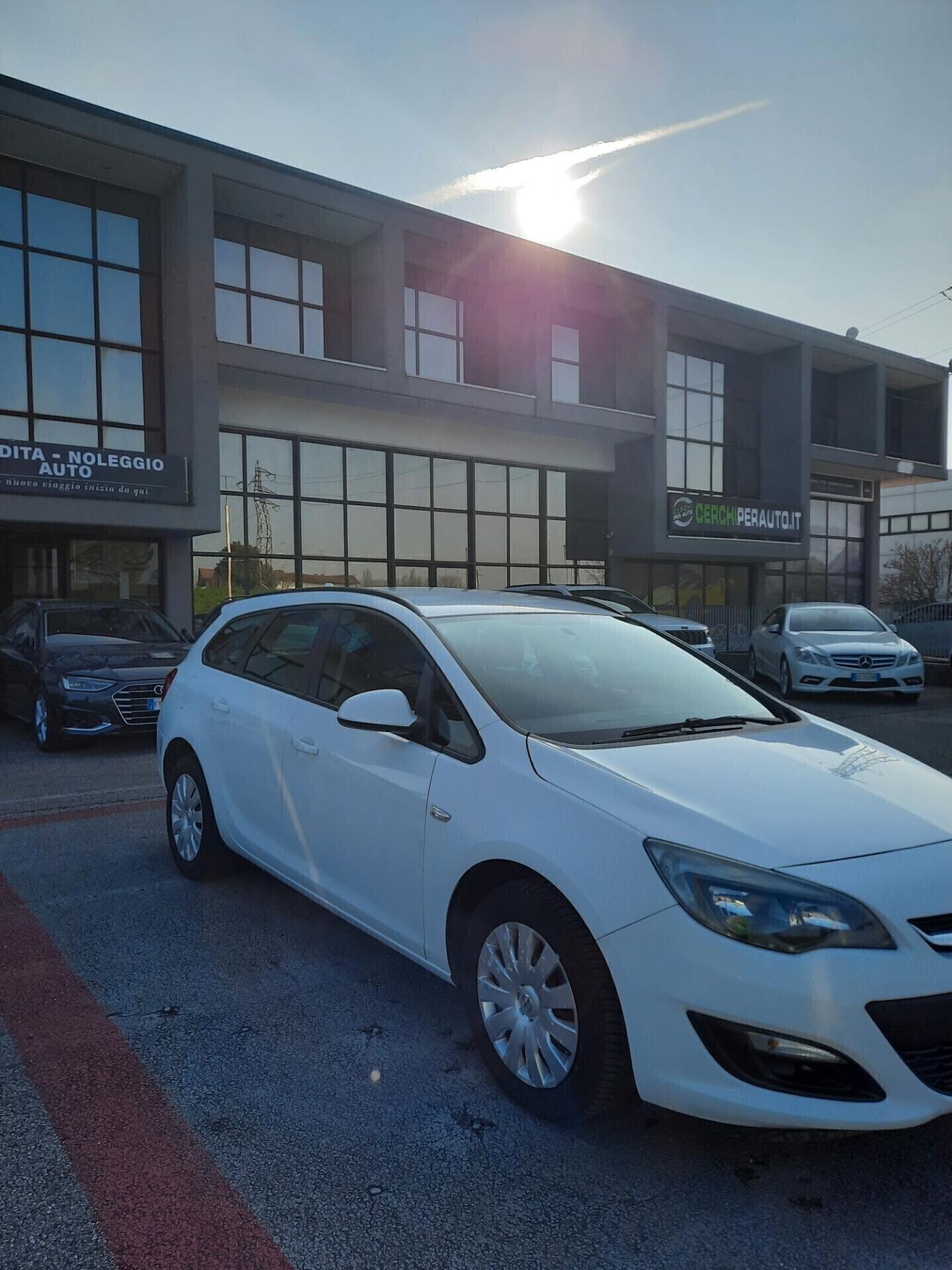 Opel Astra 1.7 CDTI 110CV 5 porte Elective
