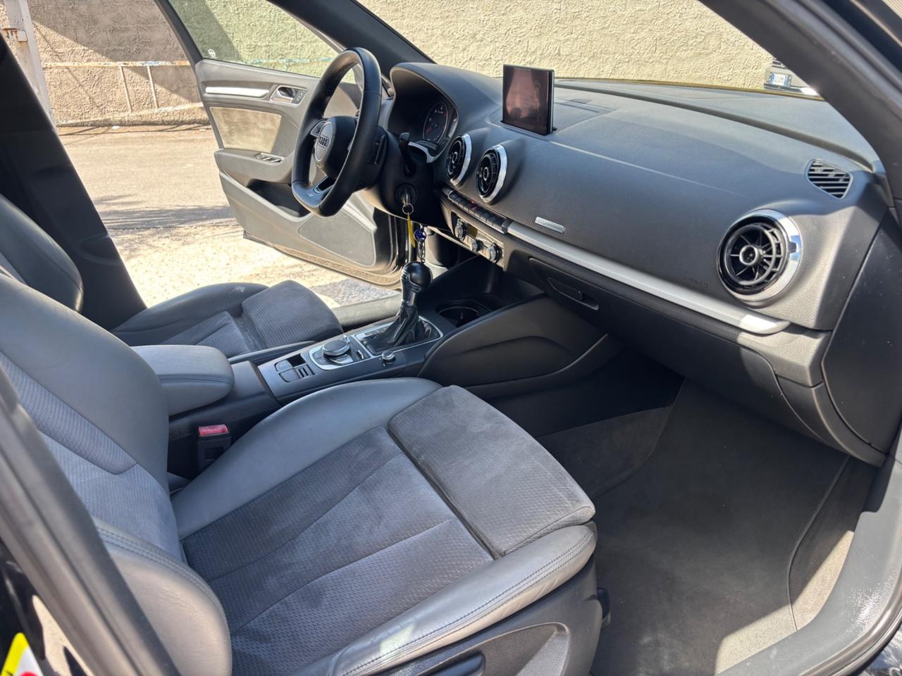 AUDI A3 SPB 30 115CV S-TRONIC S-LINE STUPENDA