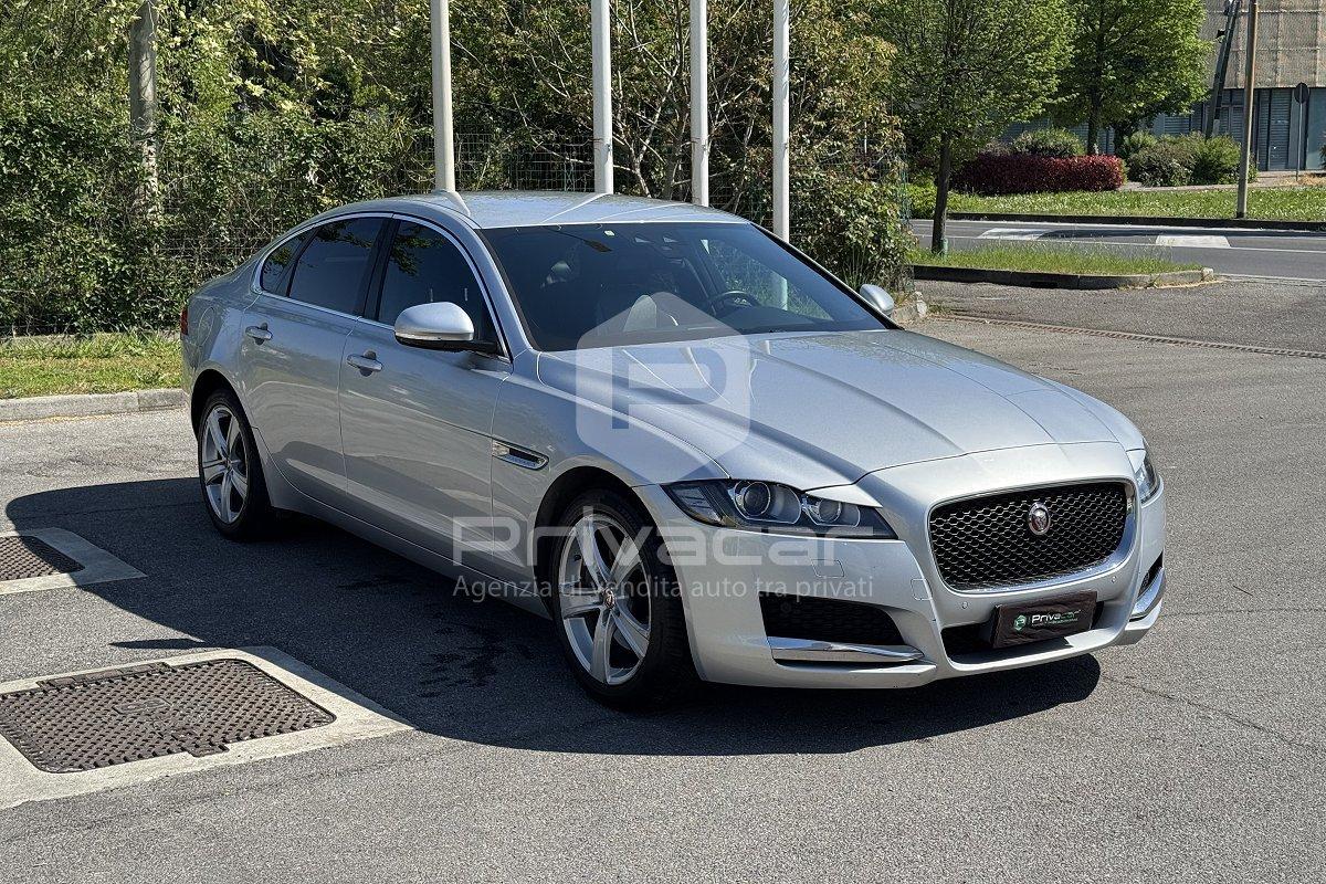 JAGUAR XF 2.0 D 180 CV aut. Prestige
