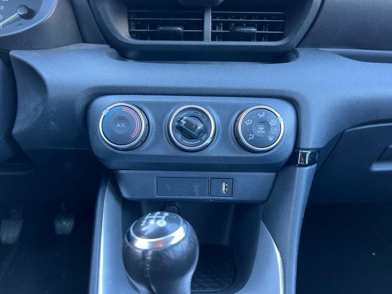 Toyota Yaris Yaris 1.0 5 porte Active