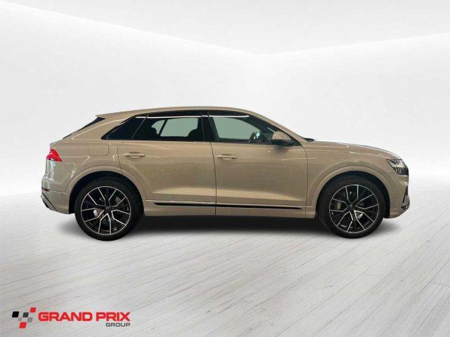 AUDI Q8 45 TDI quattro tiptronic Sport