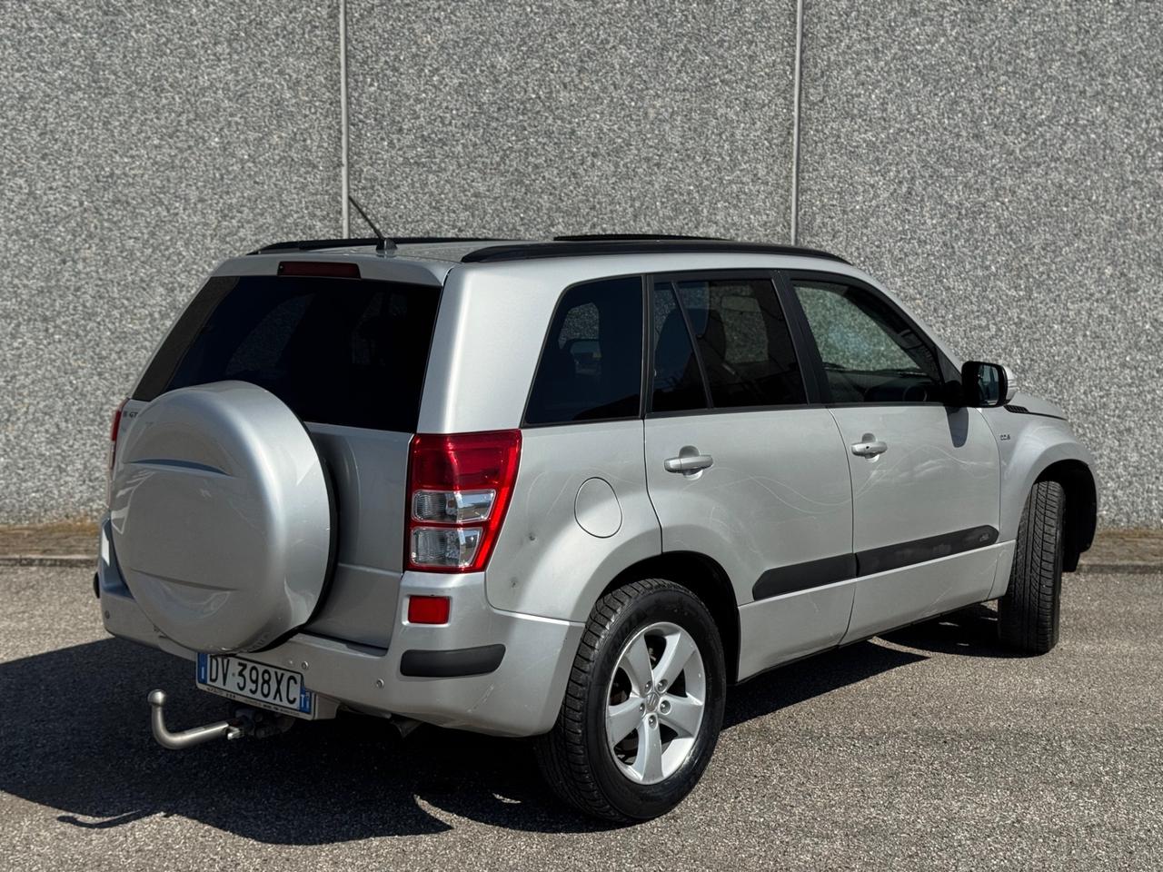 Suzuki Grand Vitara 1.9 DDiS 130cv 4x4 Gancio Traino