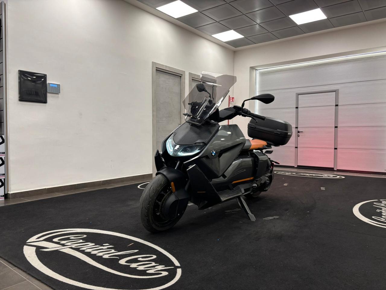 Bmw CE 04