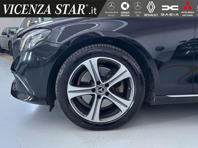 MERCEDES-BENZ E 220 d SPORT