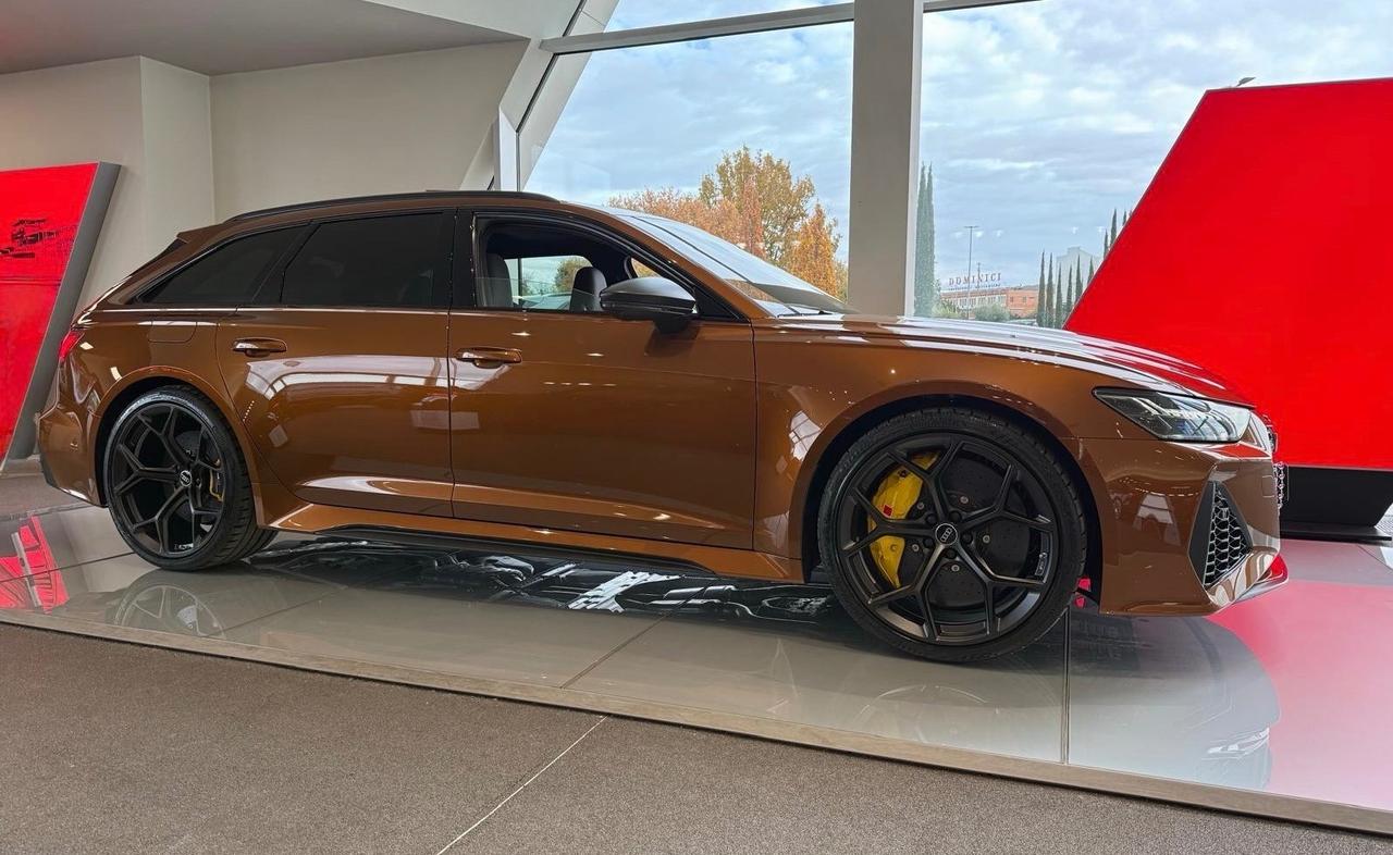 Audi RS6 RS 6 - 2025 - 80.000 EURO IN MENO