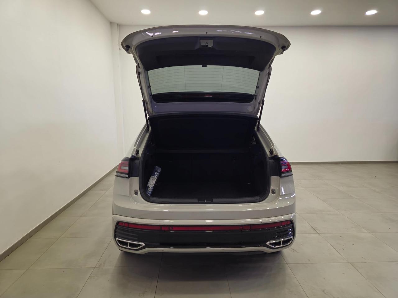 Volkswagen Taigo 1.0 tsi R-Line 110cv - ACC/Lim - Cam - Carplay - Tetto