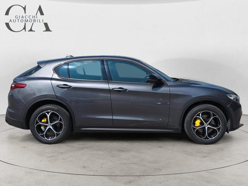 Alfa Romeo Stelvio 2.2 t Executive Q4 190cv auto