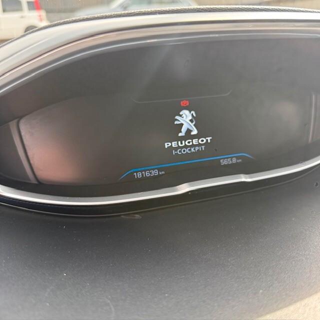 Peugeot 3008 BlueHDi 120 S&S Business