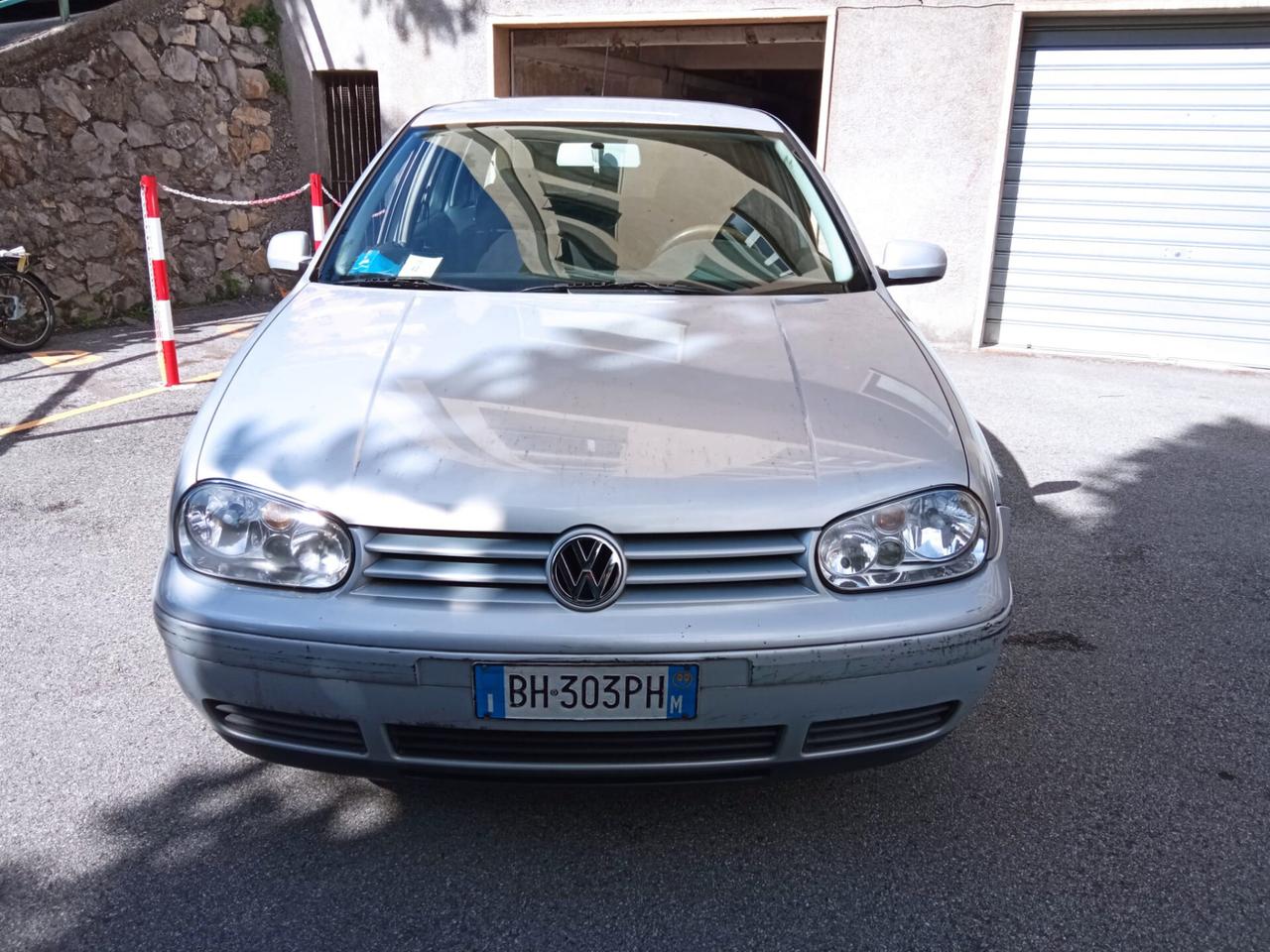 Volkswagen Golf 1.6 cat 5 porte Highline