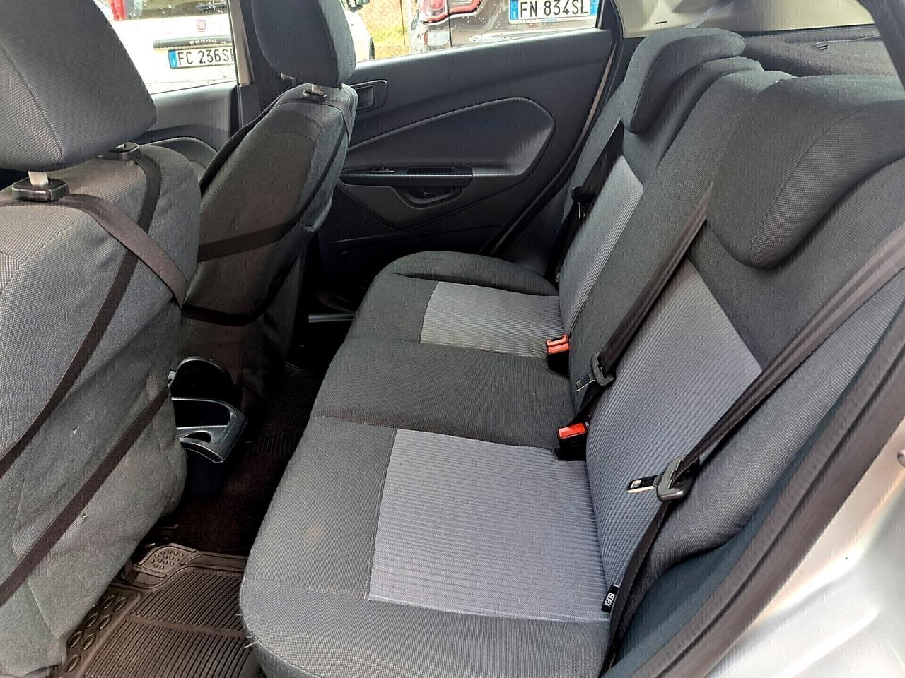 Ford Fiesta 1.4 TDCi 5p. Ghia