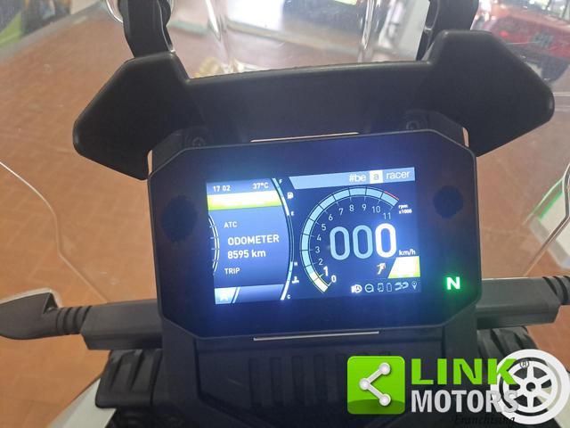 APRILIA Tuareg 660 .