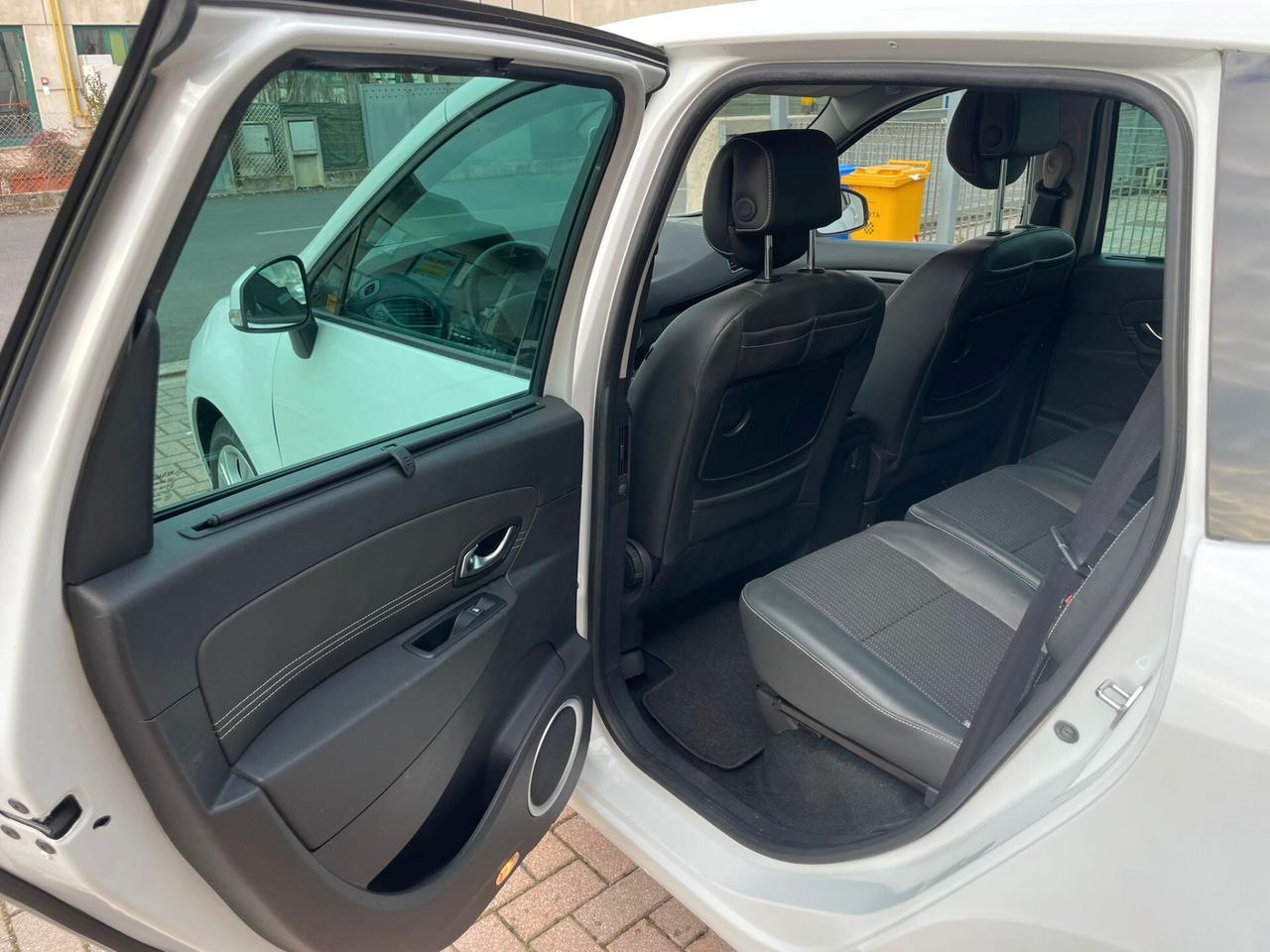 Renault Scenic X-Mod 1.5 dCi 110CV Luxe Ok neopatentati