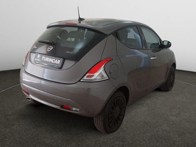 Lancia Ypsilon 1.0 FireFly 5 porte S&S Hybrid Gold