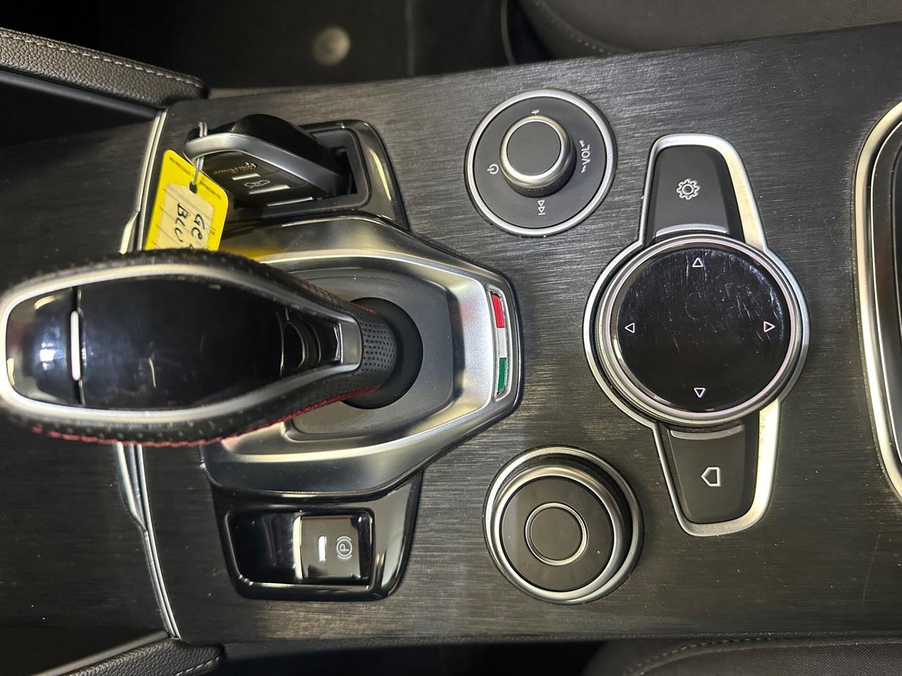 Alfa Romeo Stelvio 2.2 Turbodiesel 190 CV AT8 Q4 Business