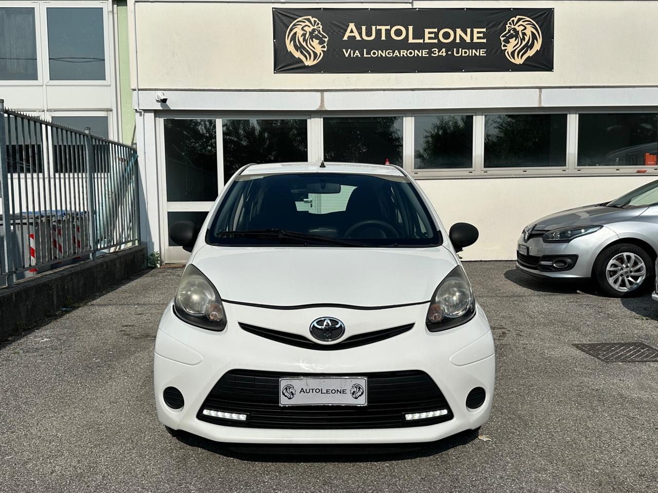 Toyota Aygo 1.0 12V VVT-i 5 porte Lounge Connect MMT