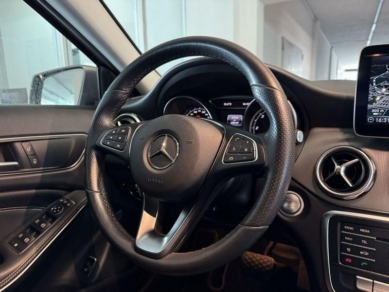 Mercedes-Benz GLA 200 d Automatic Sport