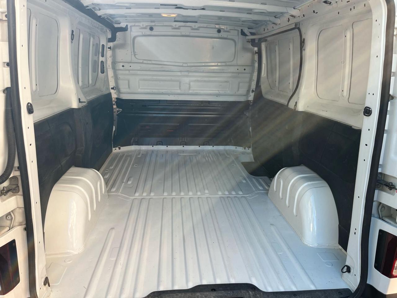 Fiat Talento1.6MJT120cvFurgone10q pari al nuovo-19