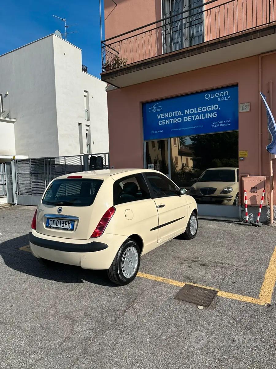 LANCIA YPSILON