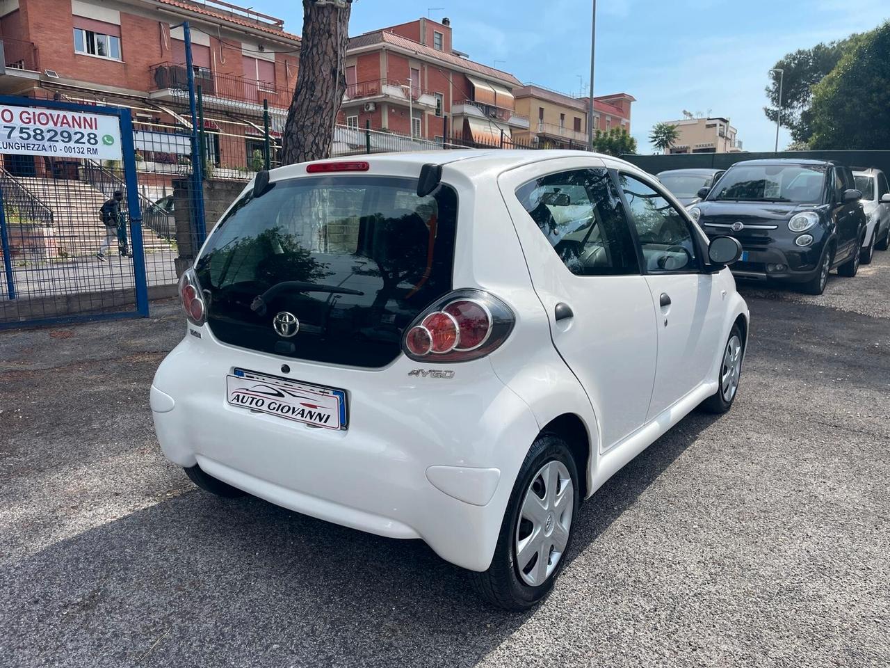 Toyota Aygo 1.0 12V VVT-i 5 porte Now Connect