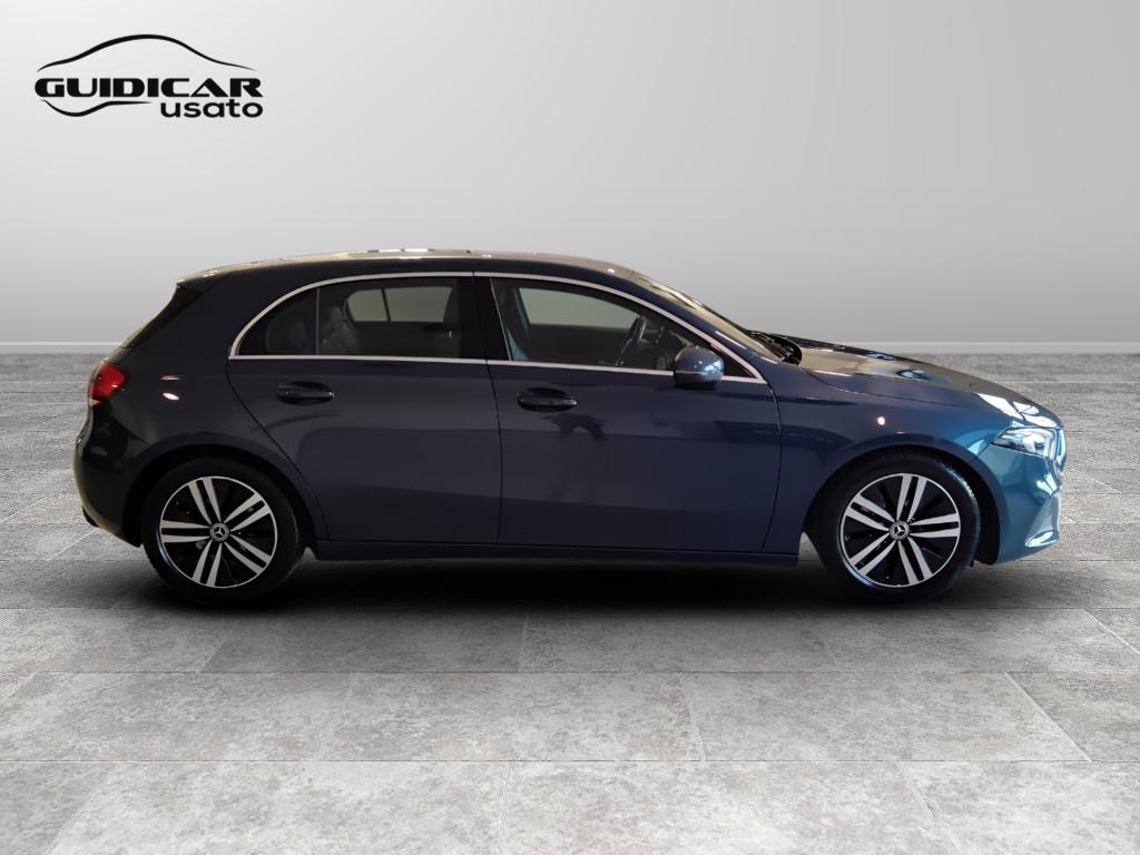 Mercedes-Benz Classe A - W177 2018 - A 180 d Sport auto