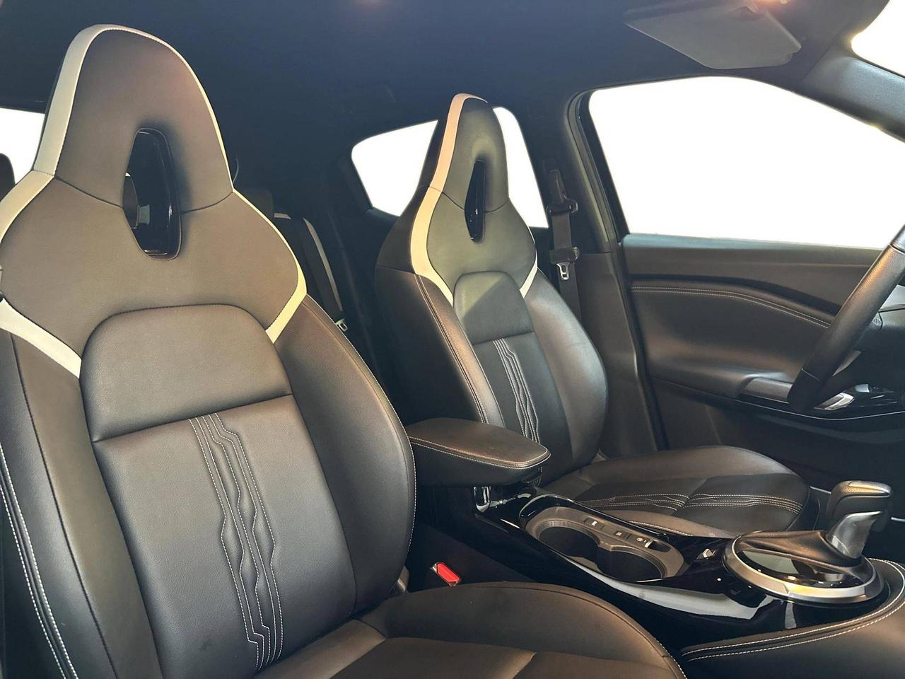 Nissan Juke 1.6 hev N-Connecta