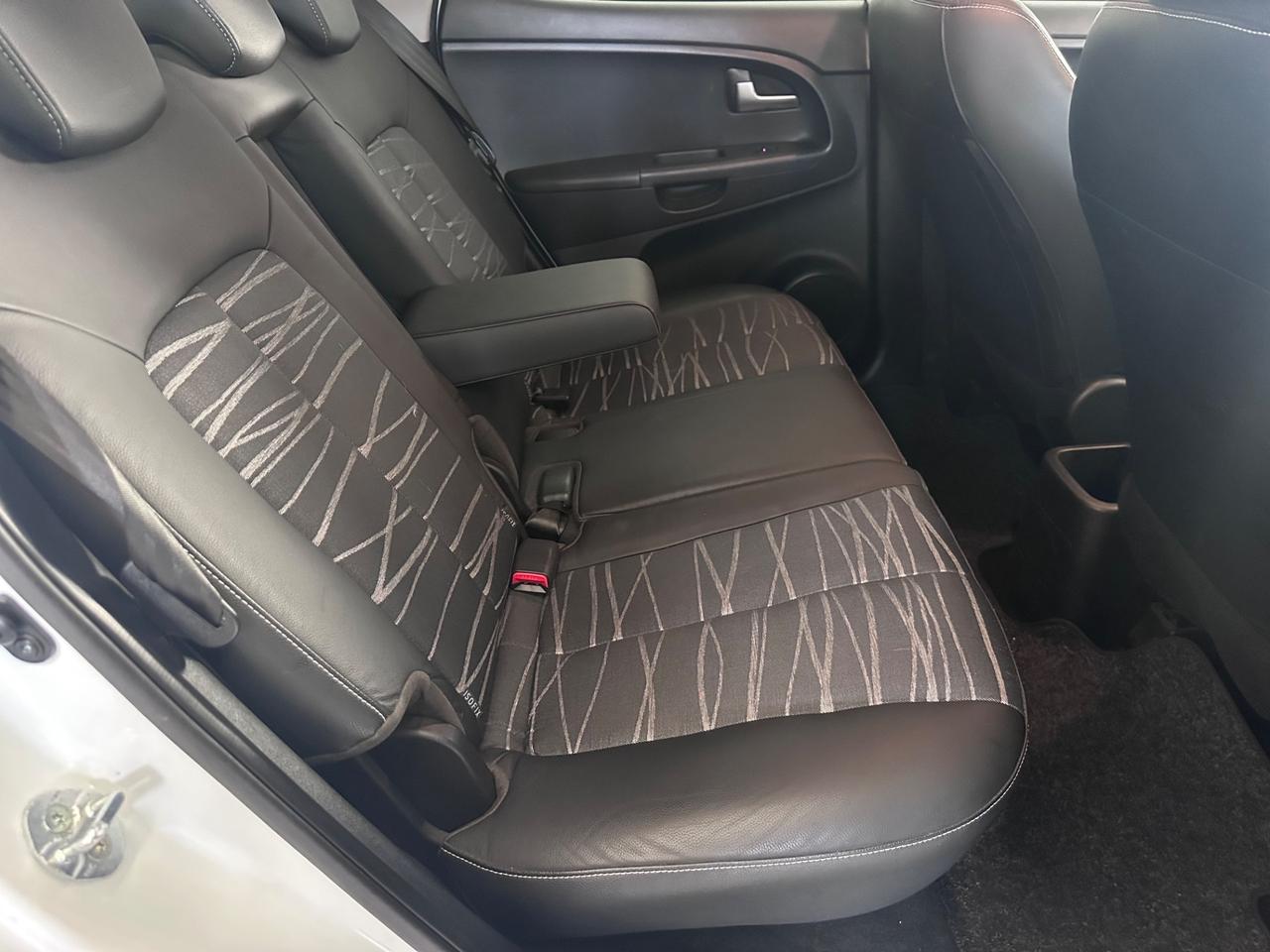 Kia Venga 1.4 Benzina CVVT Cool Ok Neopatentati
