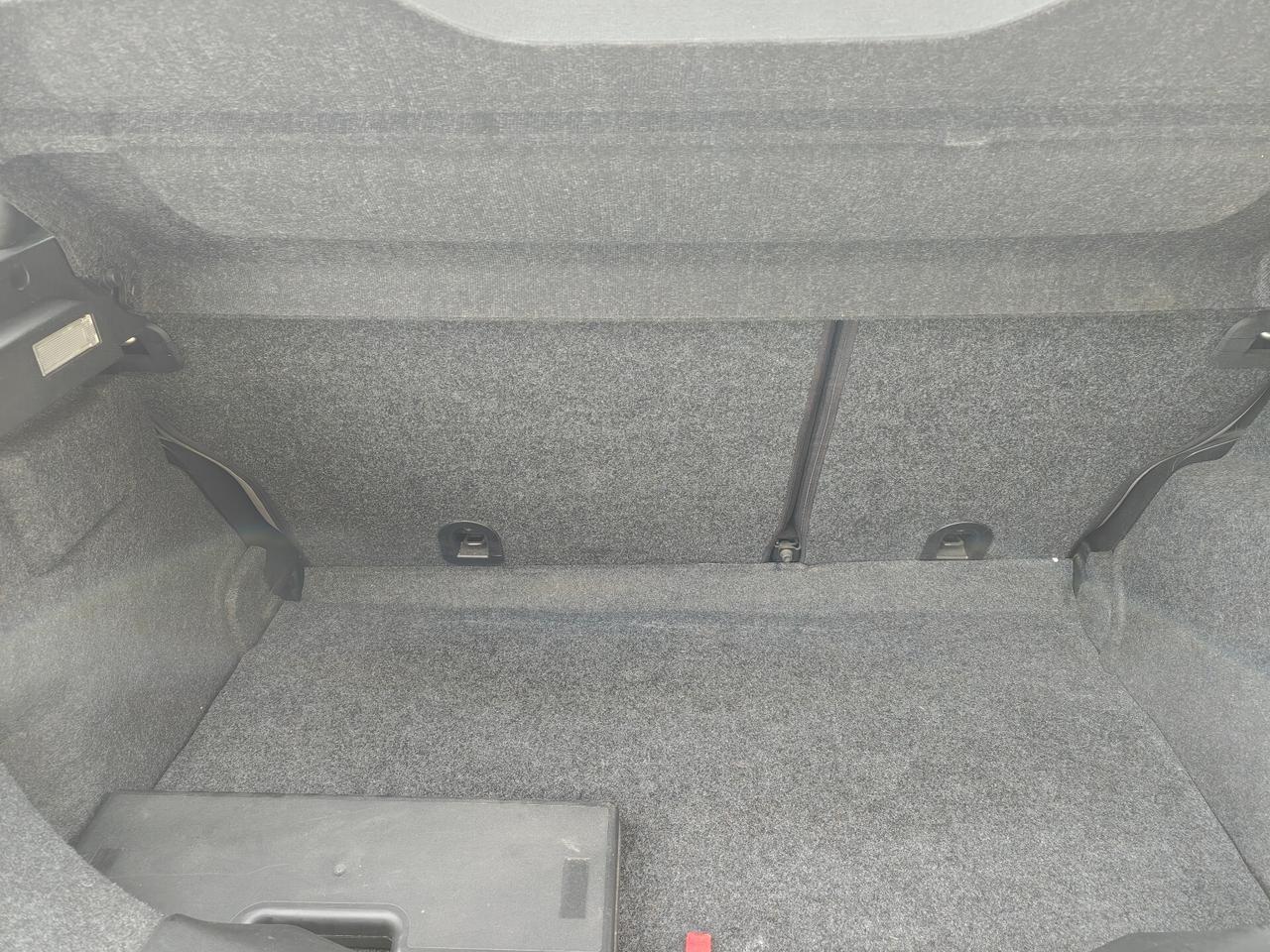 Lancia Ypsilon 1.2 69 CV 5 porte GPL Ecochic Silver