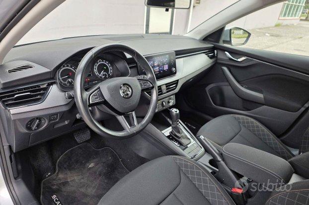 Skoda Scala 1.6 tdi 2019 cambio automatico