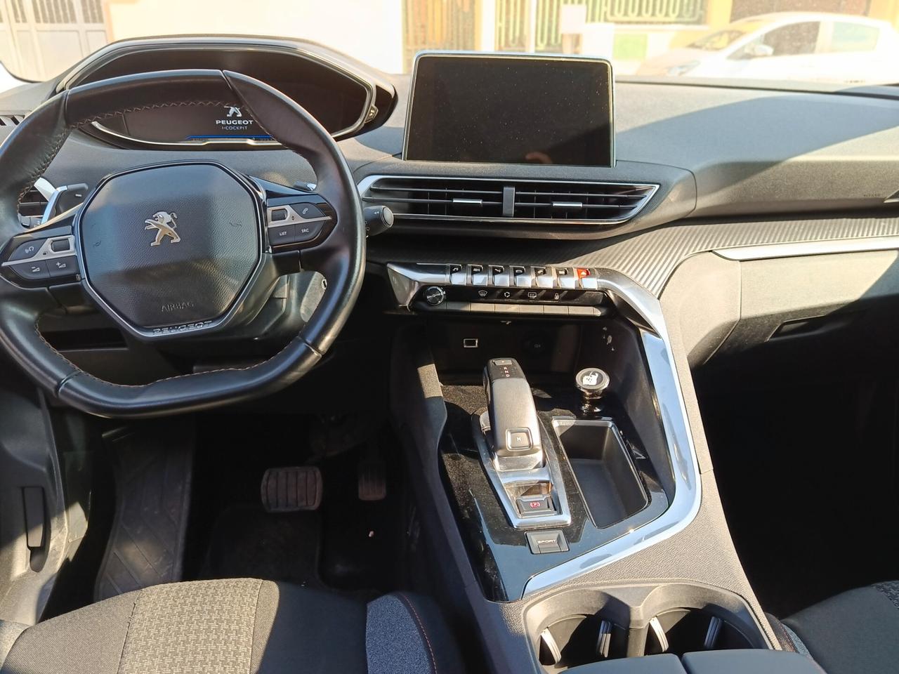 Peugeot 3008 BlueHDi 120 S&S Business