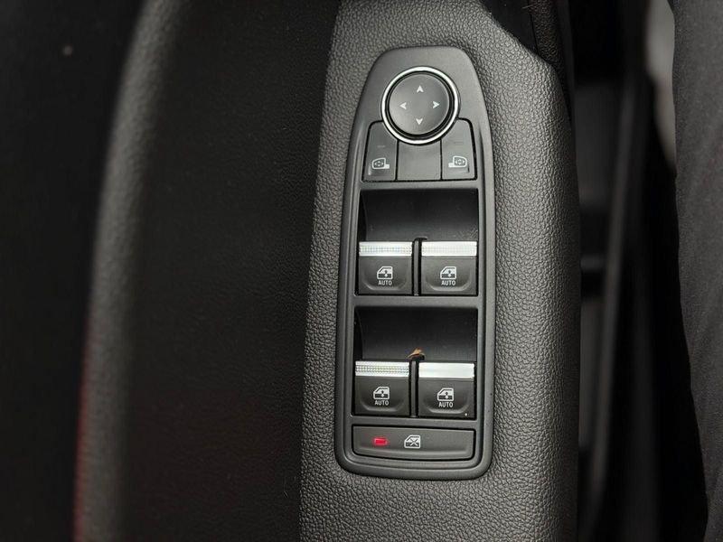 Renault Captur Captur 1.6 E-Tech full hybrid Evolution 145cv auto