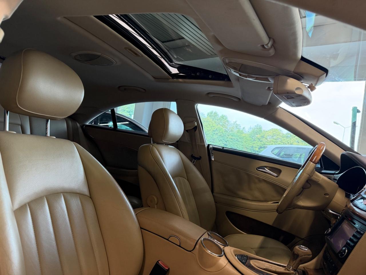 Mercedes-benz CLS 500