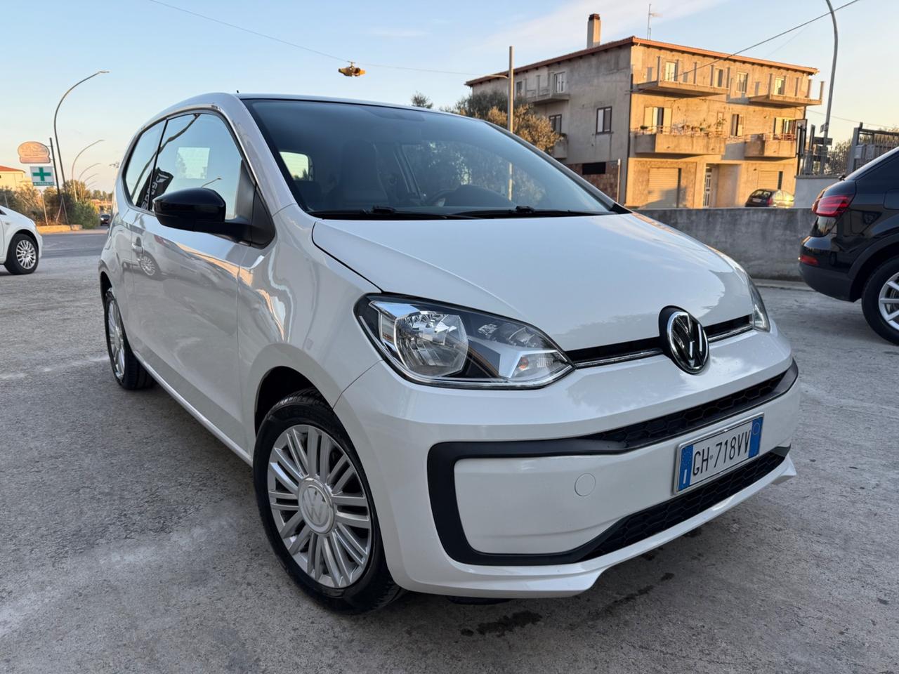 Volkswagen up! 1.0 75 CV 3p. high up!